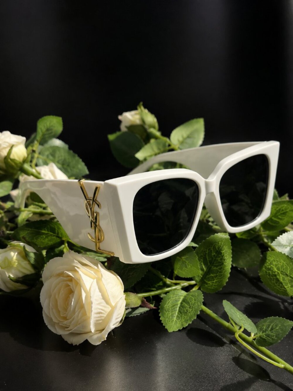 Oversized White Square Sunglasses Black Lenses Gold Side Detail 54-17-137